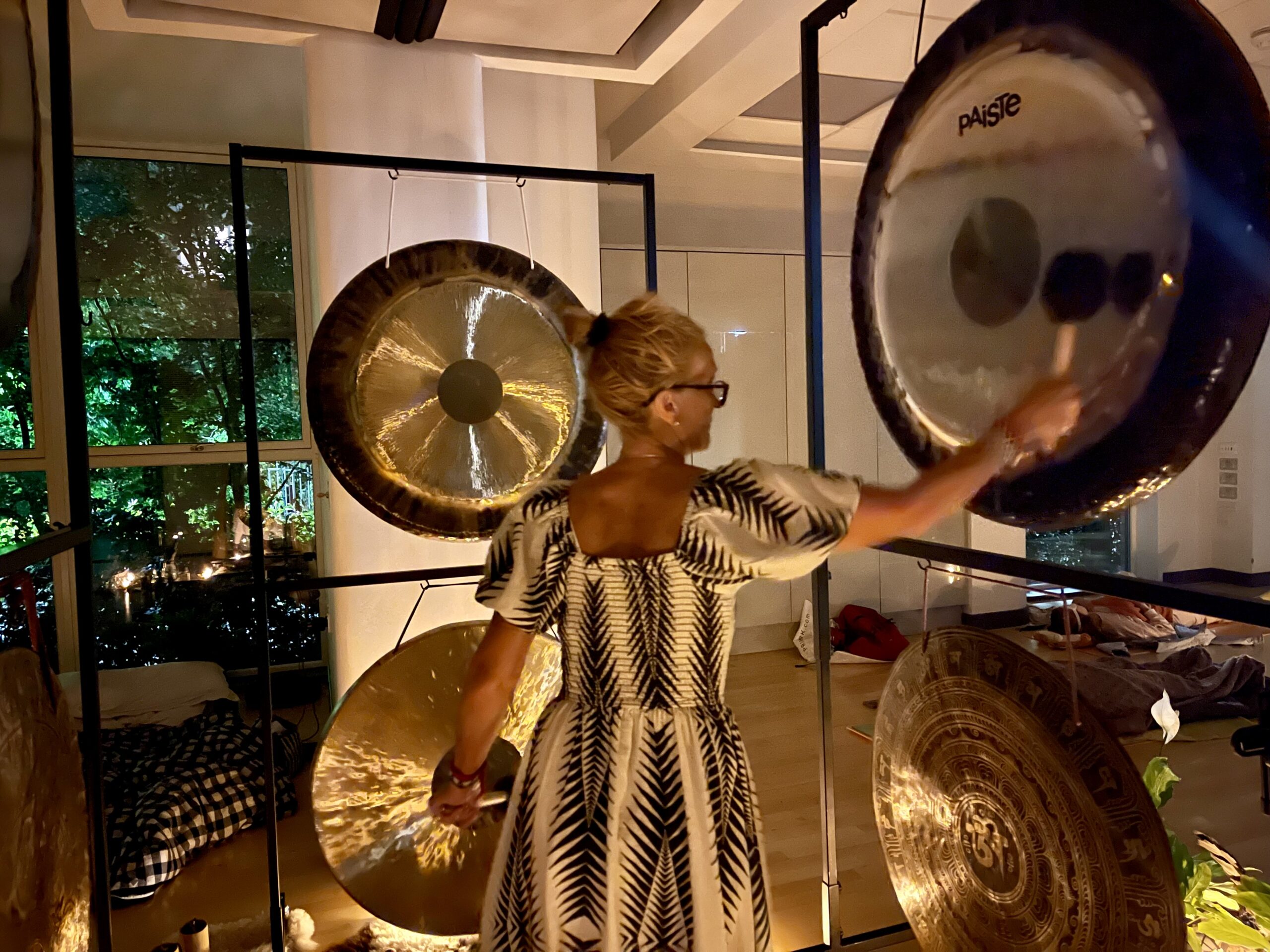 Gong Healing All Night Gong Puja
